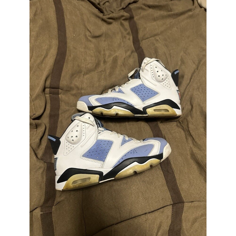Size 8 - Jordan 6 Retro Mid UNC Home Men’s Nike Sneakers